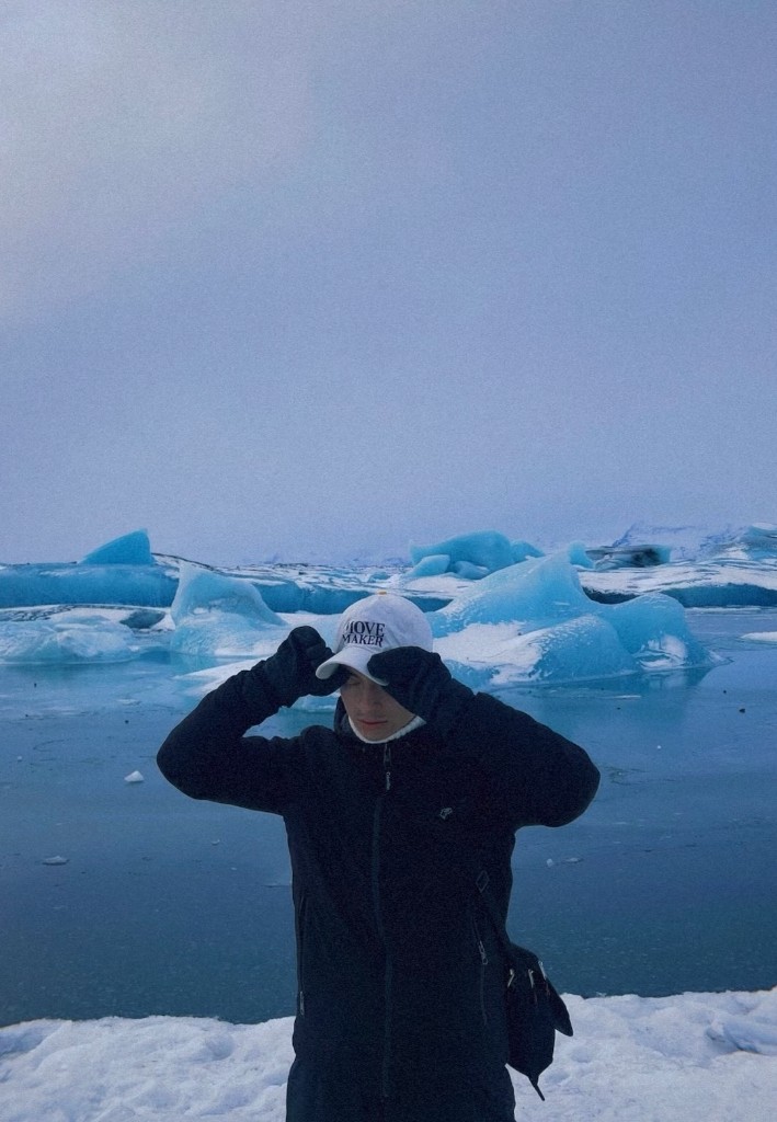 Axel, Founder of OUT